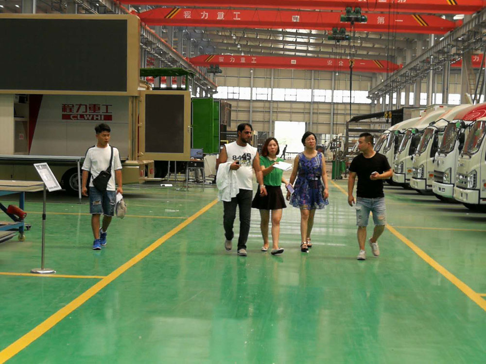 程力重工產(chǎn)品“精工制造、精益求精”——外貿(mào)出口客商不期而至，訂單紛至踏來(lái)